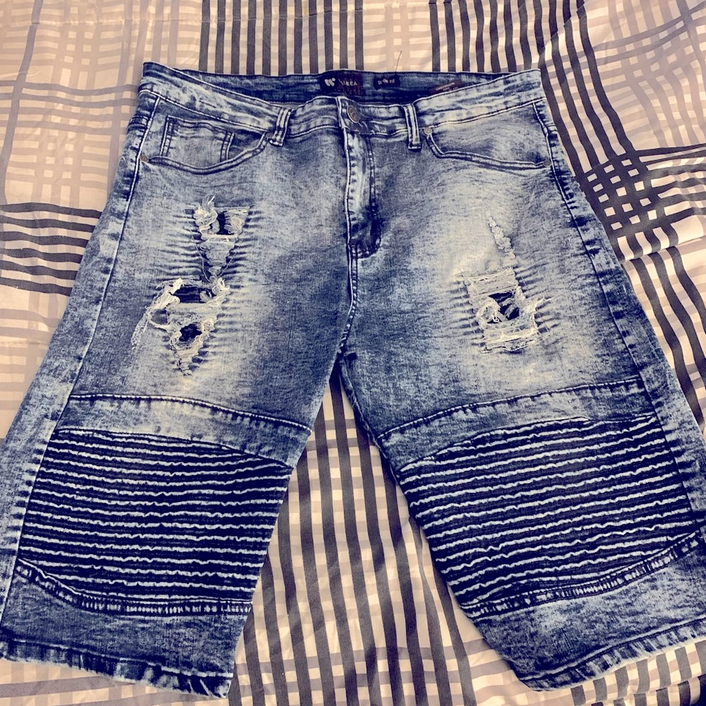 Size 36 Men’s Jeans